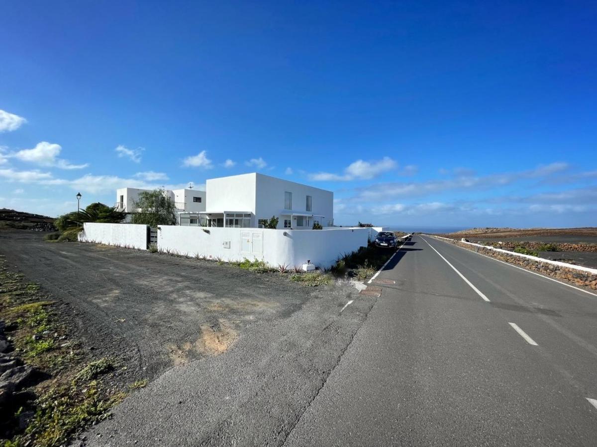 ティナホAzur Arts Lanzarote Loftsアパートメント エクステリア 写真
