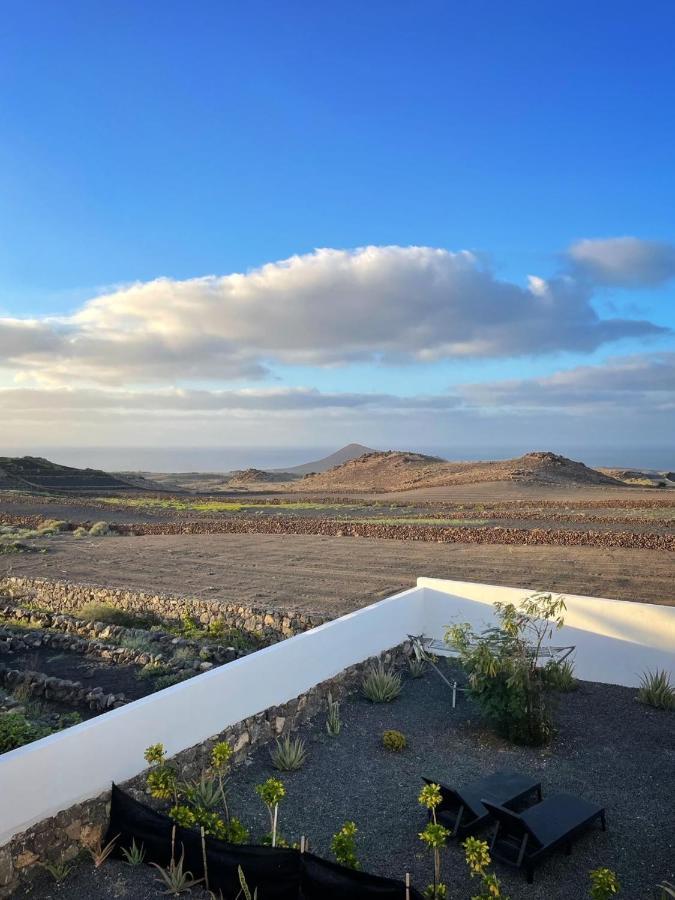 ティナホAzur Arts Lanzarote Loftsアパートメント エクステリア 写真